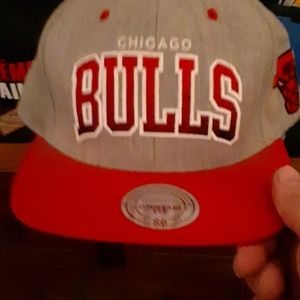 Chicago Bulls Mitchell and Ness mens snapback hat